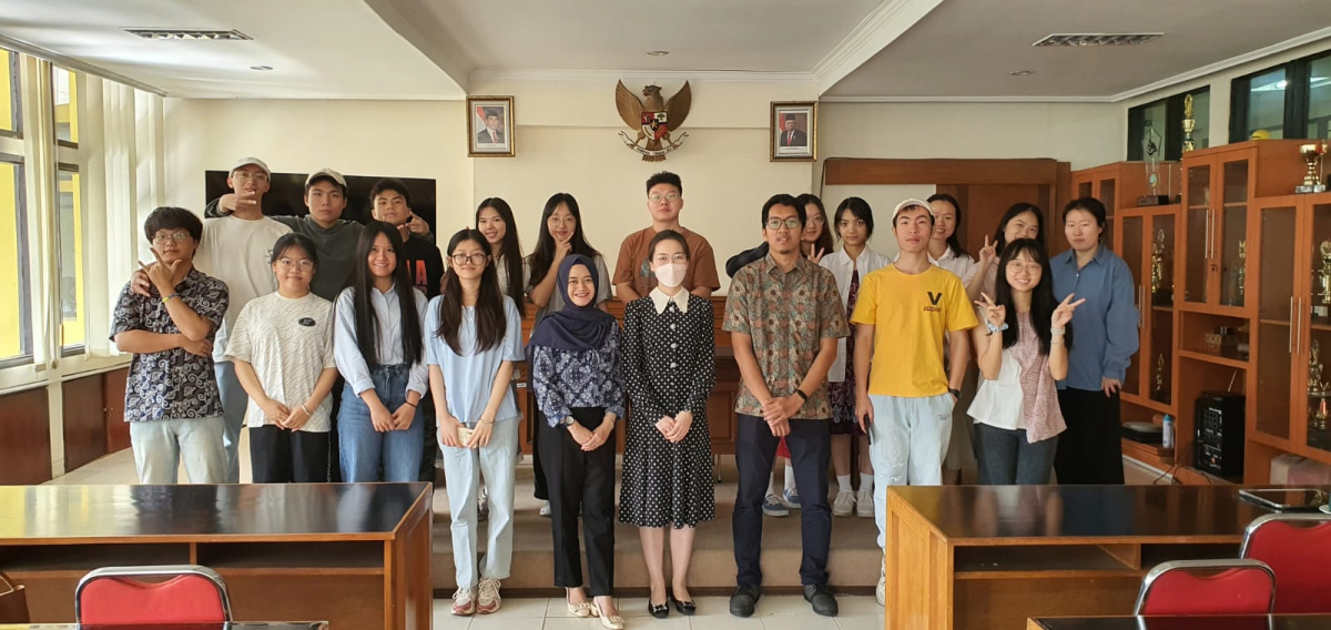 Kunjungan Ketua Prodi Bahasa Indonesia Guangxi Minzu University Tiongkok ke FIB Unpad