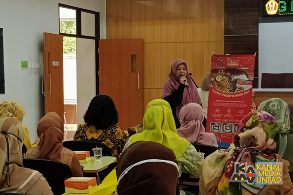 Dharma Wanita Persatuan Unpad Gelar Diskusi Mengenai Makanan Sehat