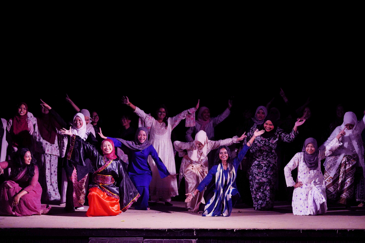 Kolaborasi Budaya dan Bahasa melalui Malam Citra Budaya