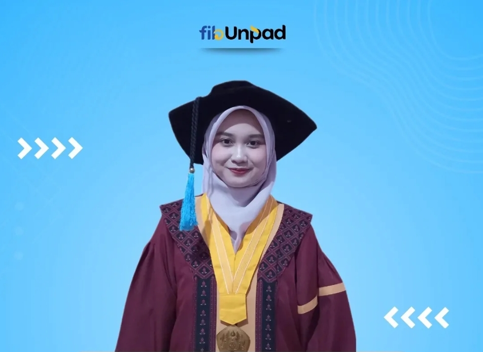 Raih Wisudawan Terbaik, Hana Yulia Buktikan Konsistensi dan Semangat Berkarya Mahasiswa Sastra Arab FIB Unpad