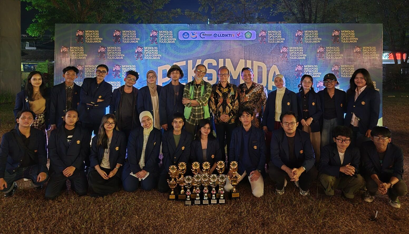 Mahasiswa FIB Unpad Sumbang Tiga Penghargaan pada Peksimida Jawa Barat 2026 